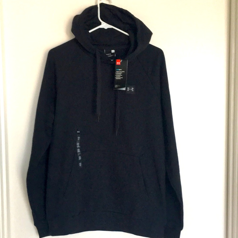 Black Under Armor hoodie